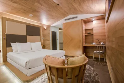 Habitación doble sin ventana — Fusion Suites Saigon